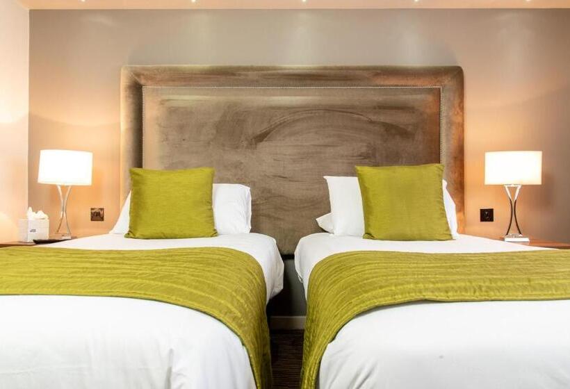 בית מלון כפרי Dukes Head