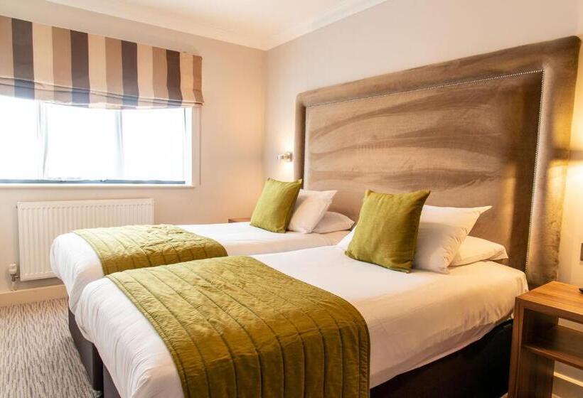 בית מלון כפרי Dukes Head