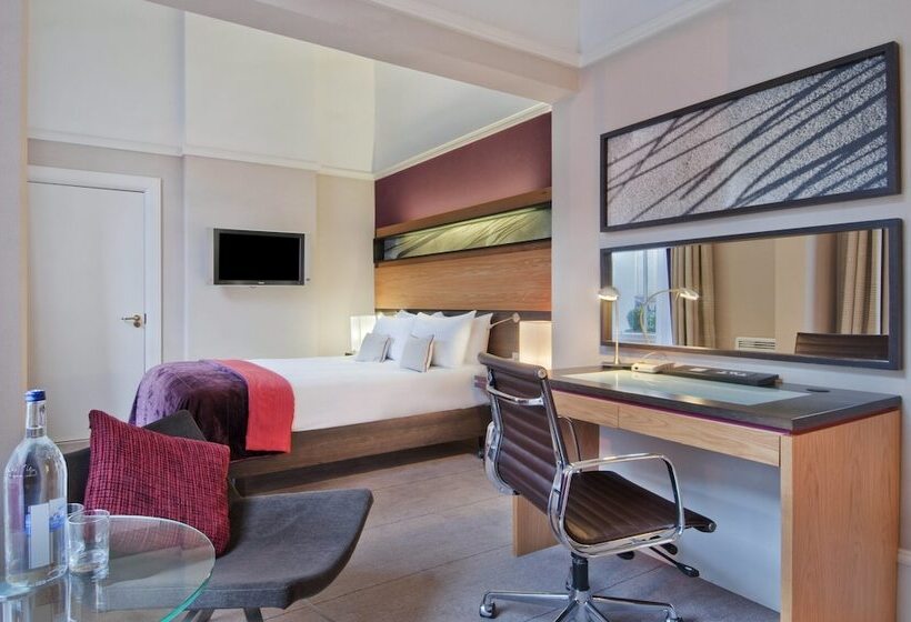 ホテル Edinburgh Grosvenor