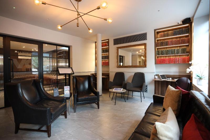 Отель Euston Square