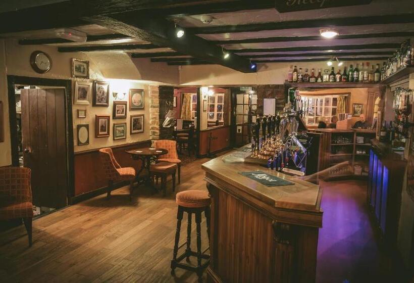 ホテル George & Dragon