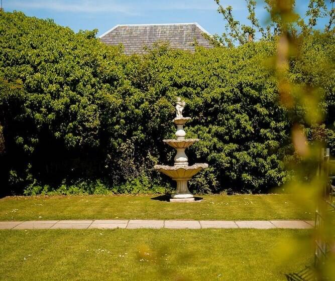 Отель Glen Mhor