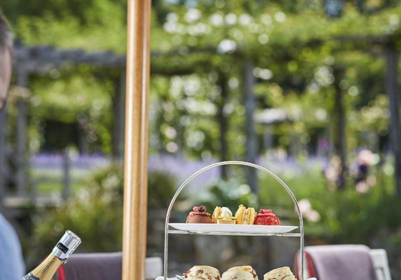 ホテル Great Fosters   Near Windsor