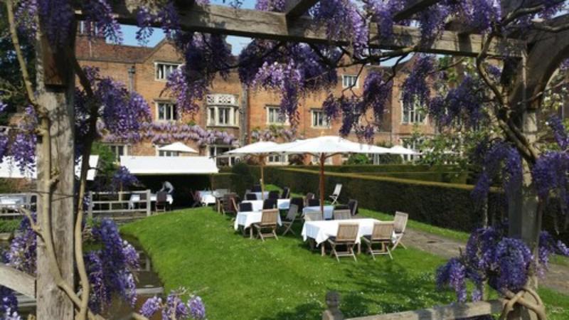 فندق Great Fosters   Near Windsor