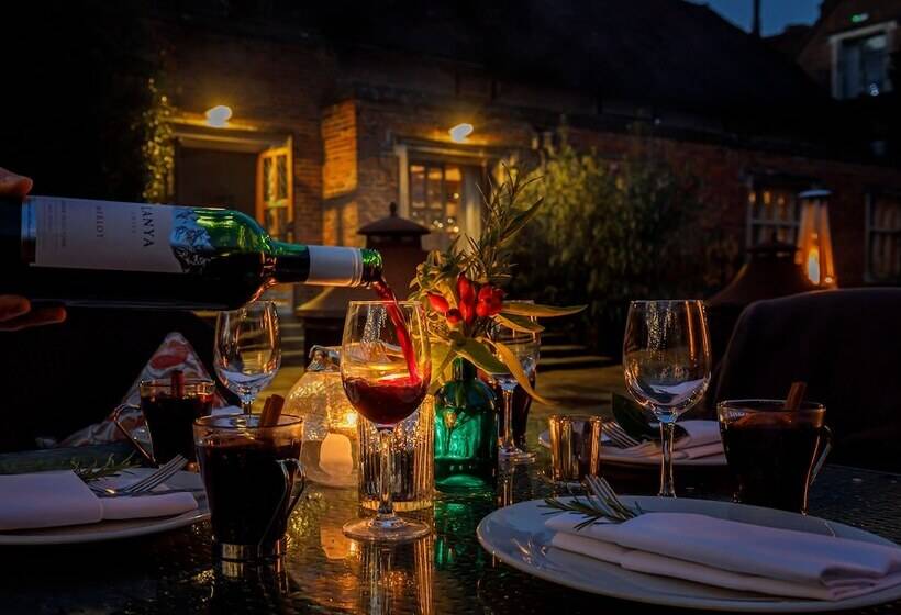 فندق Great Fosters   Near Windsor