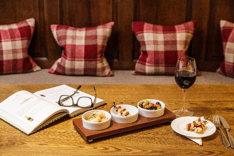 Отель Greenhills Country House