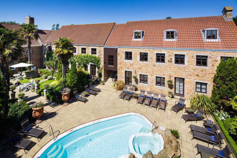 Отель Greenhills Country House