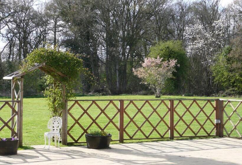 ホテル Grovefield House