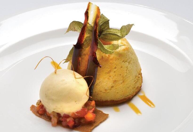 ホテル Grovefield House