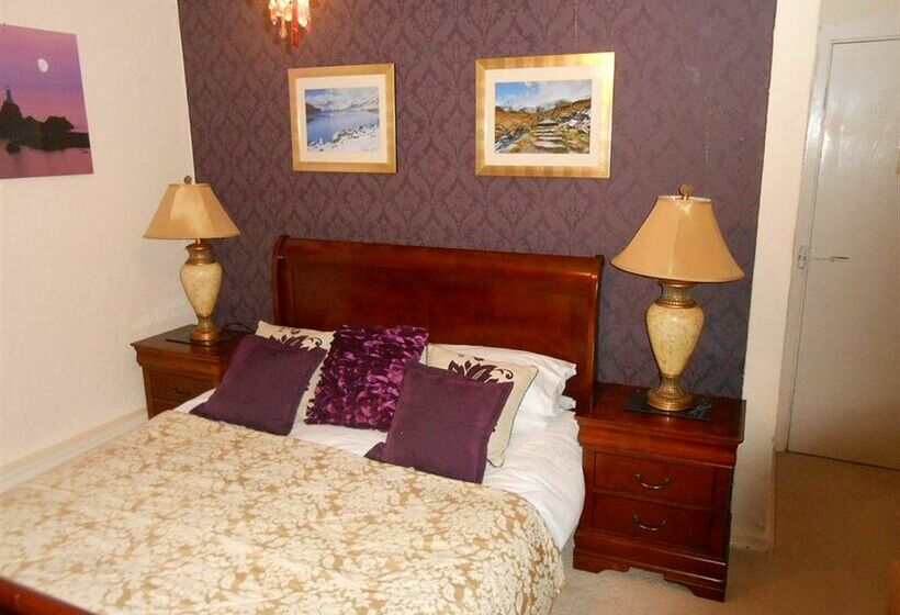 ホテル The Hawk & Buckle Inn