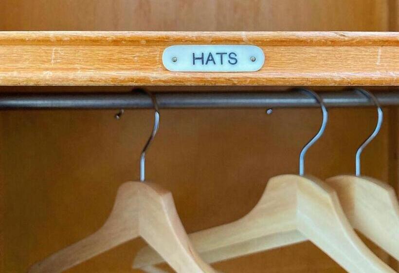 فندق Heathpark House