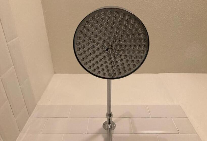 فندق Heathpark House