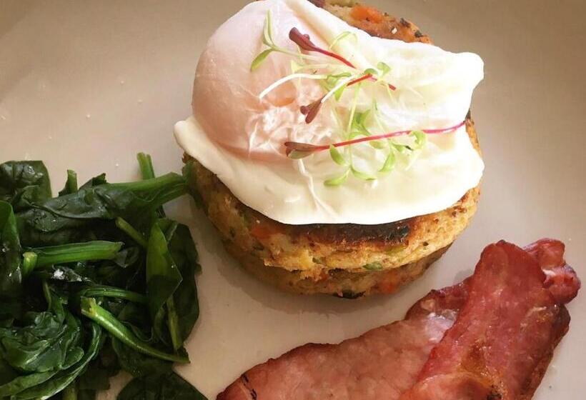 فندق Heathpark House