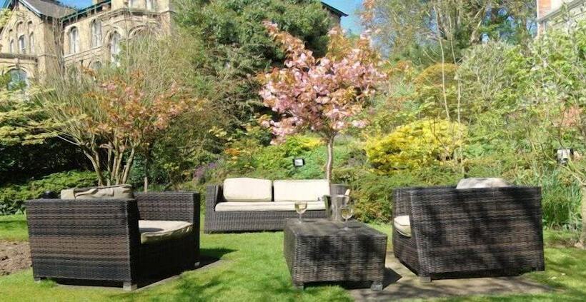 בית מלון כפרי Hillcrest