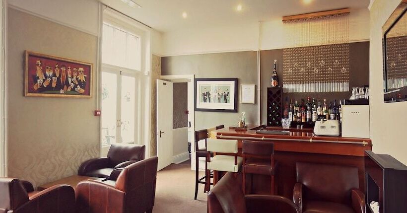 בית מלון כפרי Hillcrest