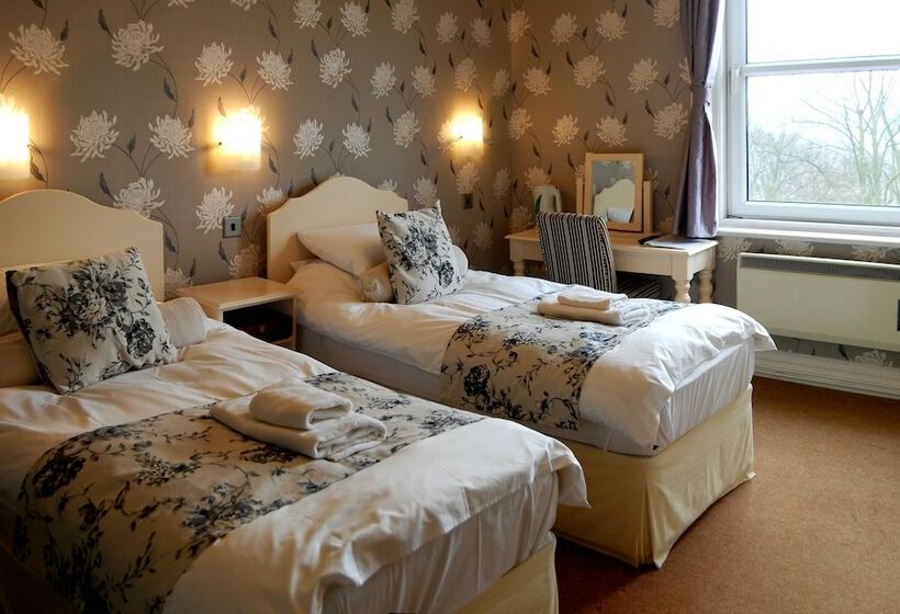 בית מלון כפרי Hillcrest