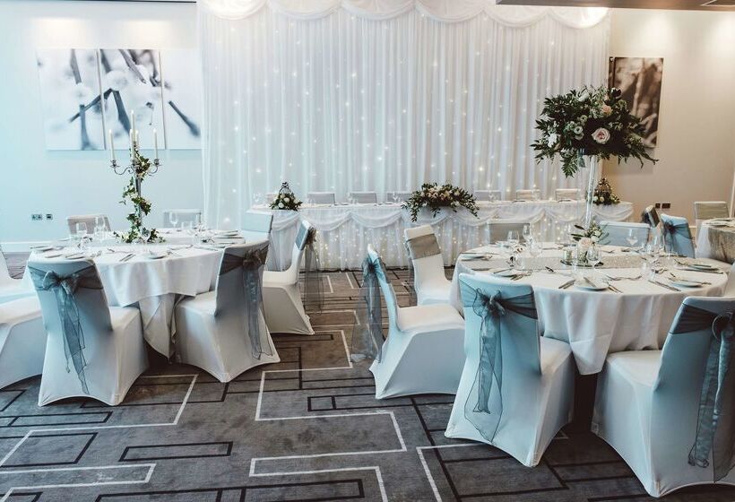 فندق Hilton Garden Inn Abingdon Oxford