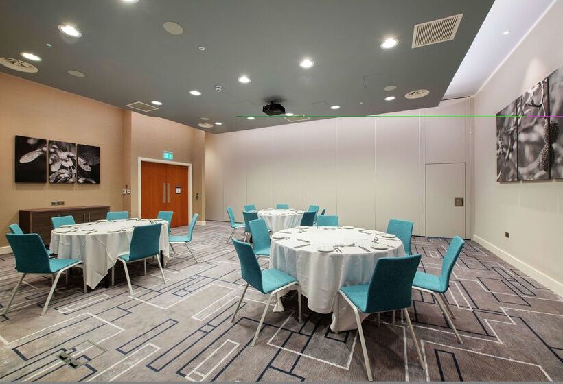 فندق Hilton Garden Inn Abingdon Oxford