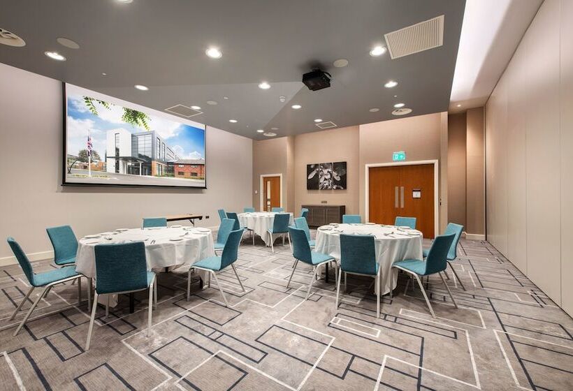 فندق Hilton Garden Inn Abingdon Oxford