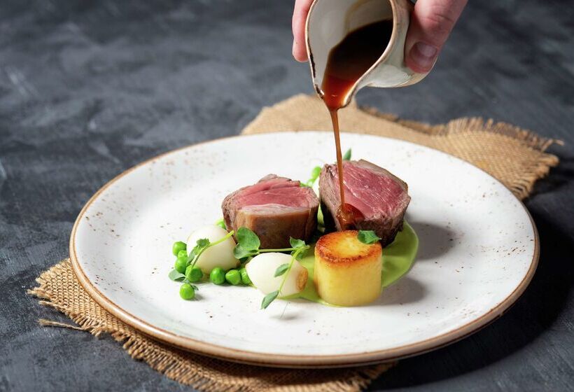 Отель Hilton London Gatwick Airport