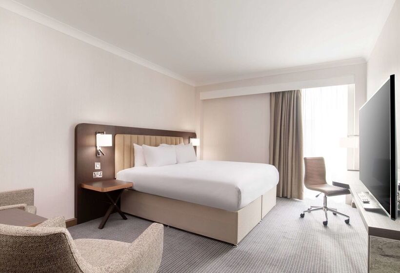 Отель Hilton London Gatwick Airport