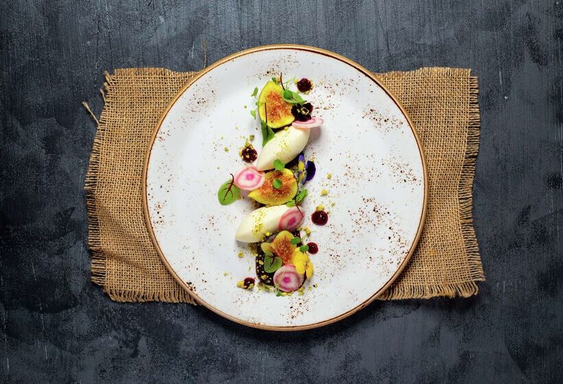 Отель Hilton London Gatwick Airport