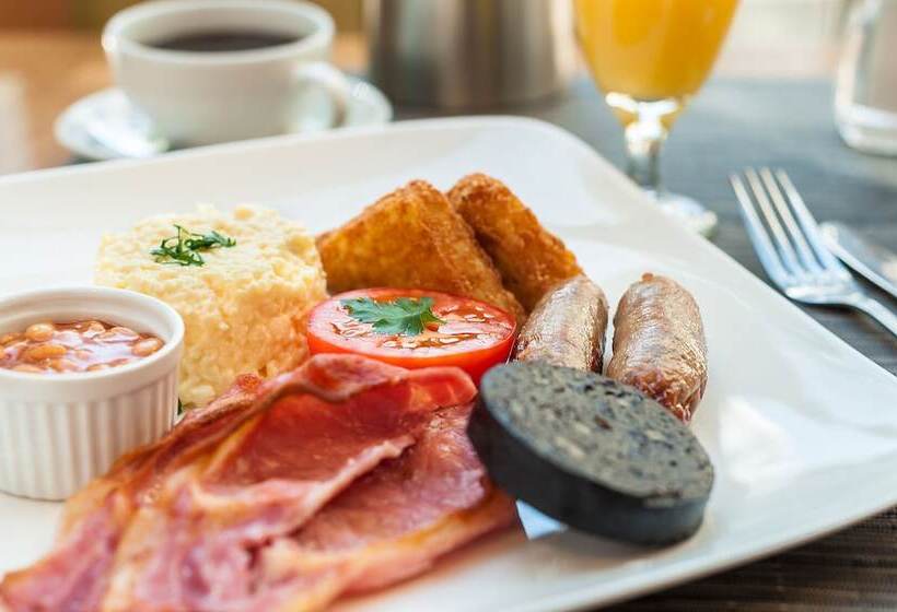 Отель Hilton London Gatwick Airport