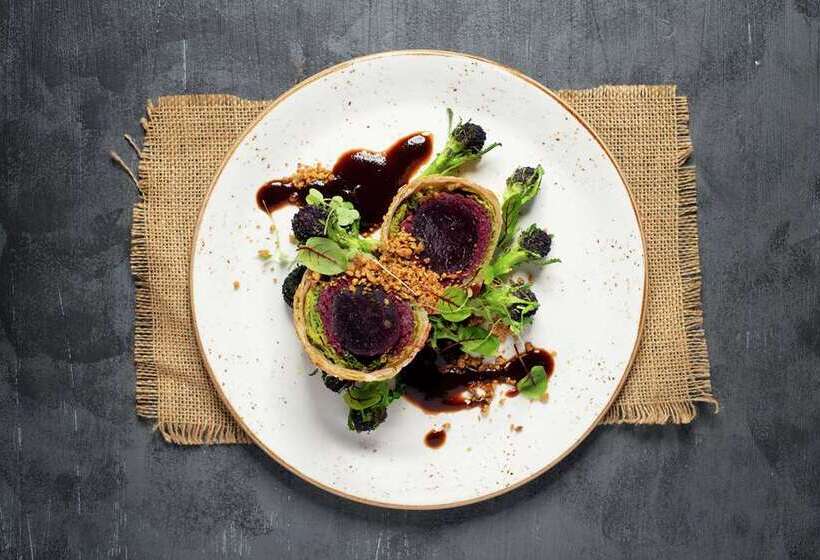 Отель Hilton London Gatwick Airport