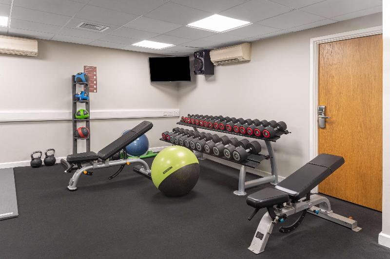 هتل Hilton London Kensington