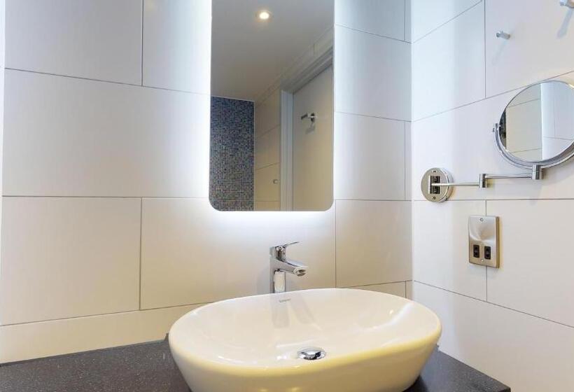 فندق Holiday Inn Brentwood, An Ihg