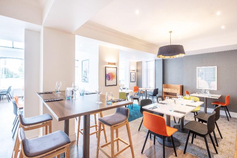 בית מלון כפרי Holiday Inn Farnborough, An Ihg