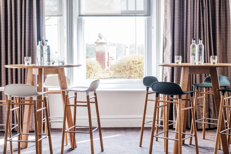 בית מלון כפרי Holiday Inn Farnborough, An Ihg