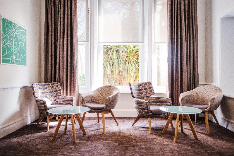 בית מלון כפרי Holiday Inn Farnborough, An Ihg