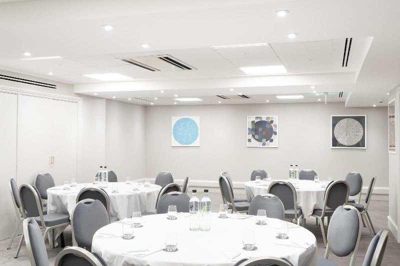 Отель Holiday Inn Hemel Hempstead M1, Jct. 8, An Ihg