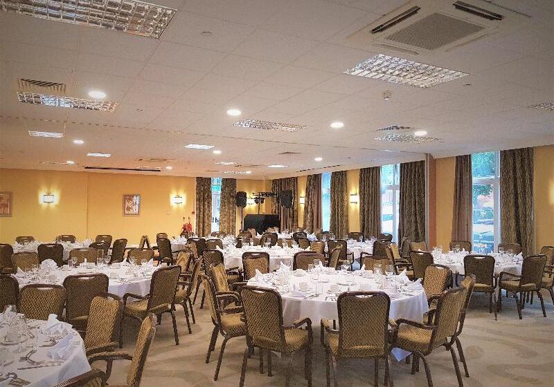 Отель Holiday Inn Kenilworth Warwick, An Ihg