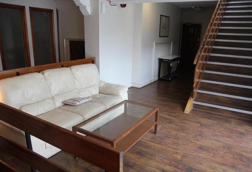 בית מלון כפרי Hylands