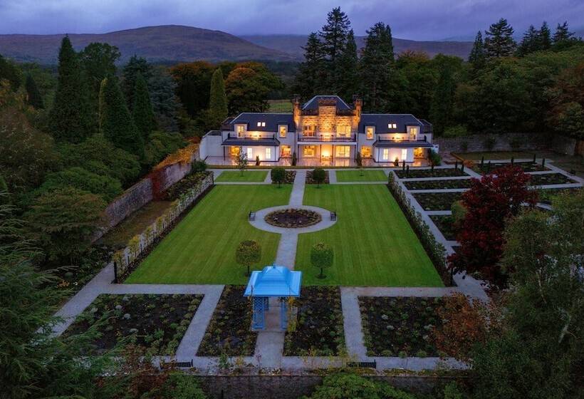 בית מלון כפרי Inverlochy Castle
