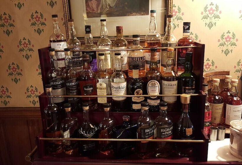 בית מלון כפרי Inverlochy Castle