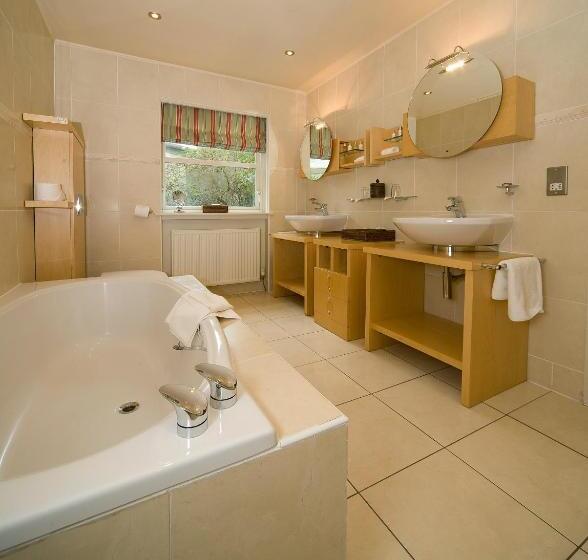 Isle Of Eriska Hotel Spa & Island