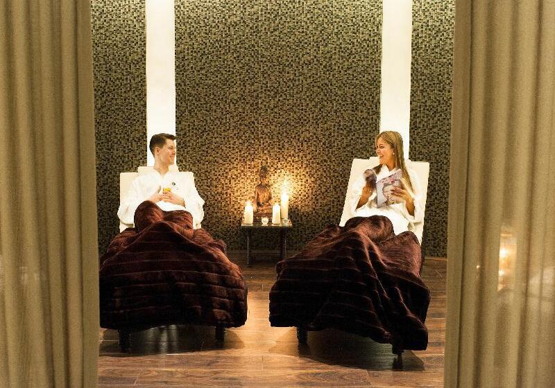 Killyhevlin Lakeside Hotel & Lodges