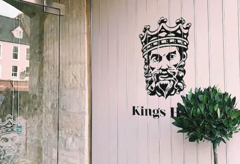 ホテル Kings Head