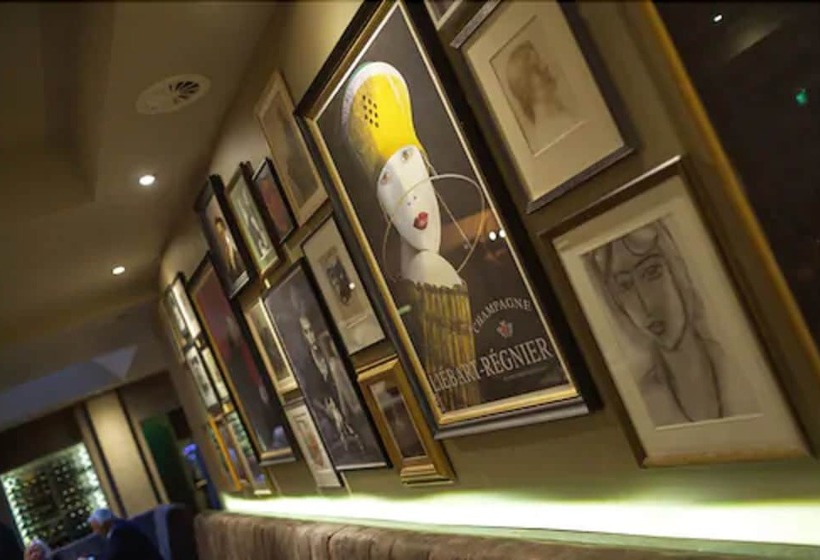 ホテル Kings Head