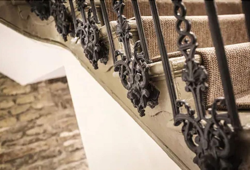 ホテル Kings Head