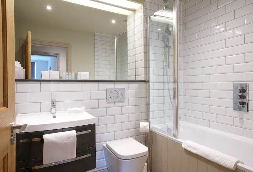 ホテル Kings Head