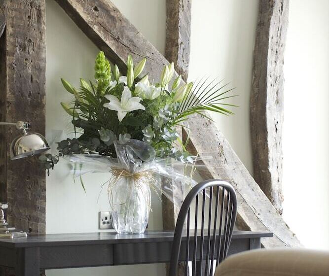 ホテル Kings Head