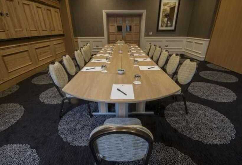 Отель Kingsmills