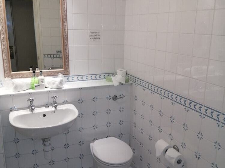 호텔 Kingston Lodge