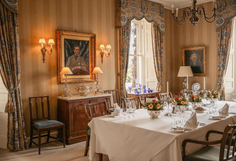 ホテル Kinloch House