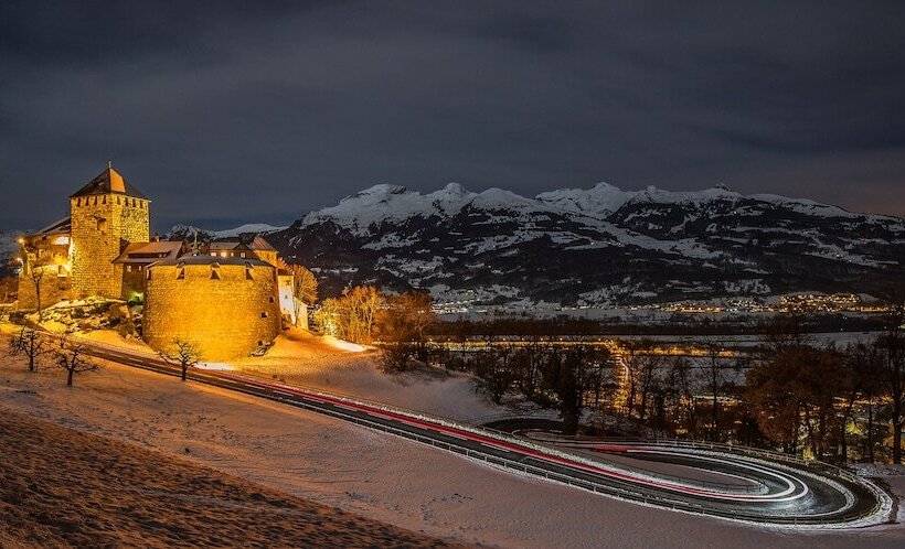 Giessen Hotel & Coffeehouse