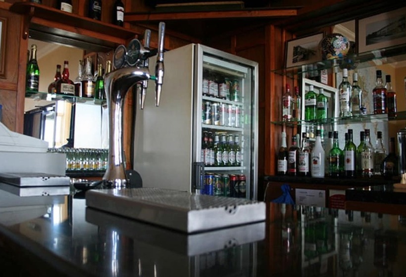 Отель The Lansdowne